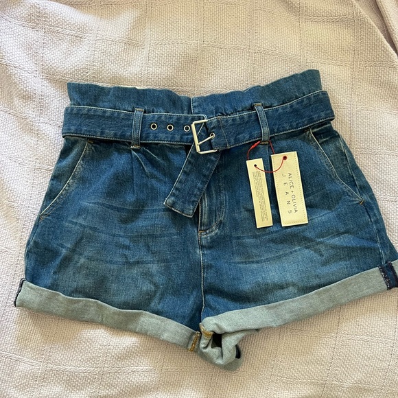 Alice + Olivia Jeans High-Waisted Belted Blue Denim Shorts - Picture 2 of 6